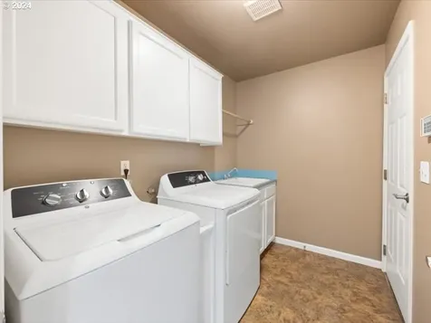 5651 La Mesa Court Lake Oswego OR 97035