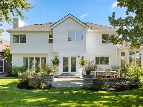 5651 La Mesa Court Lake Oswego OR 97035