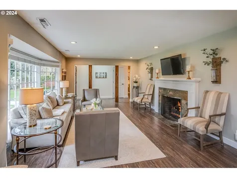4285 Sw Parkview Avenue Portland OR 97225