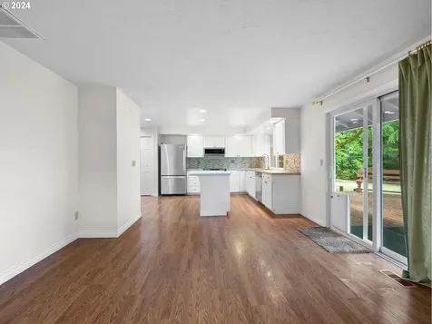 1342 Ne 30th Court Gresham OR 97030