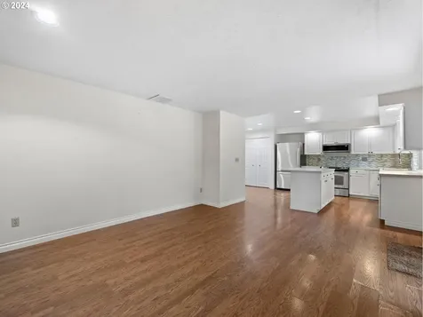 1342 Ne 30th Court Gresham OR 97030
