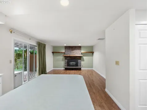 1342 Ne 30th Court Gresham OR 97030