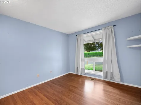 1342 Ne 30th Court Gresham OR 97030