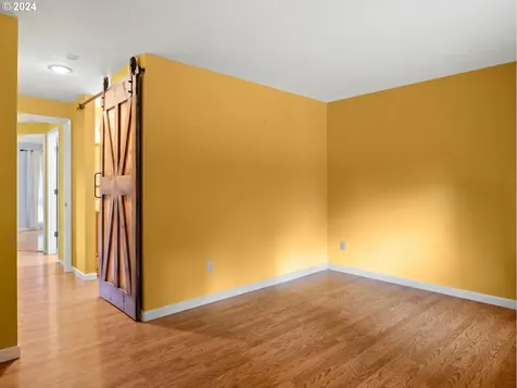 1342 Ne 30th Court Gresham OR 97030
