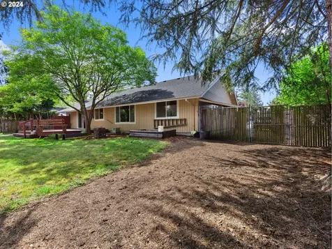 1342 Ne 30th Court Gresham OR 97030