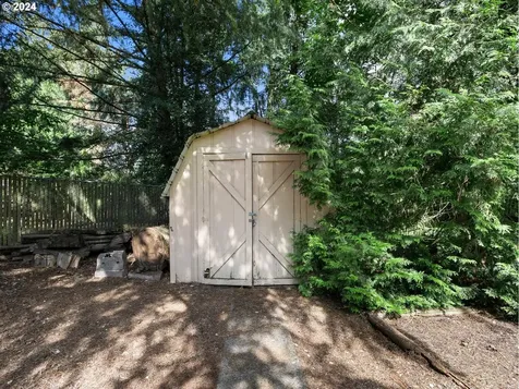 1342 Ne 30th Court Gresham OR 97030