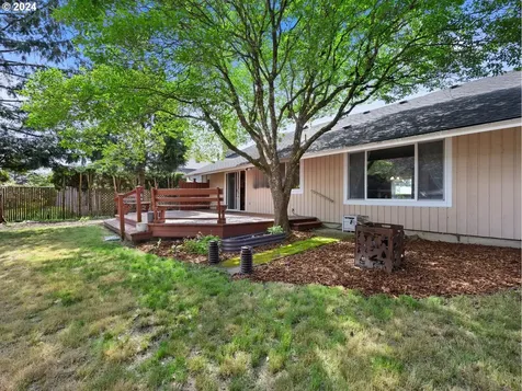 1342 Ne 30th Court Gresham OR 97030