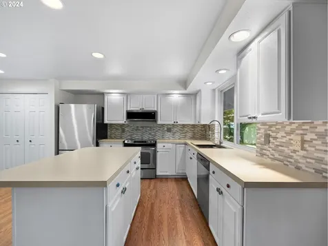 1342 Ne 30th Court Gresham OR 97030