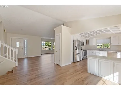 320 Modrow Road Kalama WA 98625