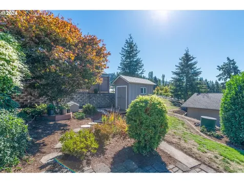 320 Modrow Road Kalama WA 98625
