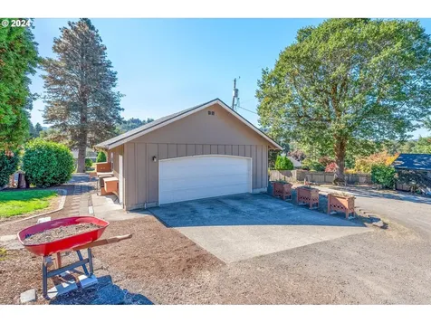 320 Modrow Road Kalama WA 98625