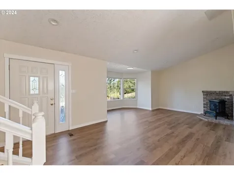 320 Modrow Road Kalama WA 98625