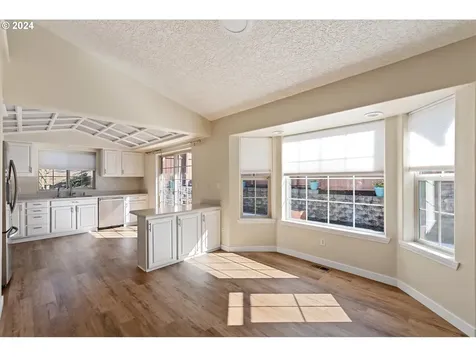 320 Modrow Road Kalama WA 98625