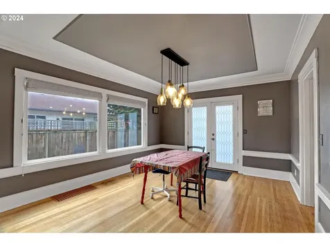111 SE 52nd Avenue Portland OR 97215
