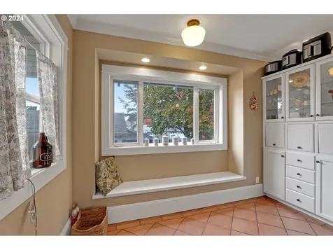 111 SE 52nd Avenue Portland OR 97215