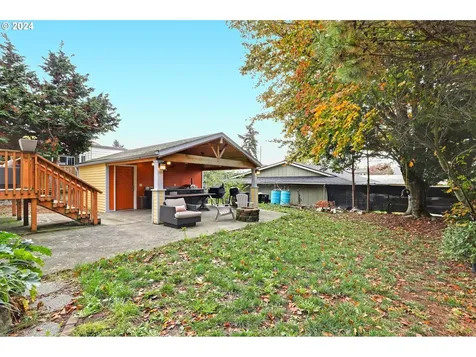 111 SE 52nd Avenue Portland OR 97215