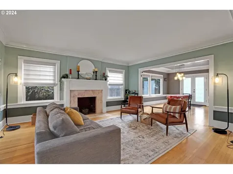 111 SE 52nd Avenue Portland OR 97215