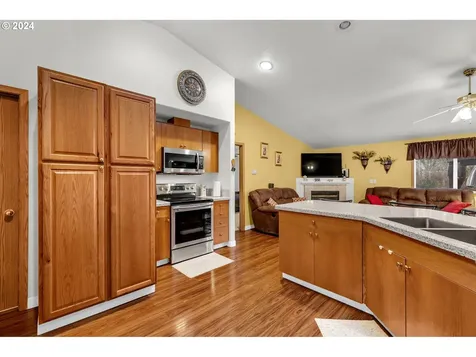 620 NW 18th Street Battle Ground WA 98604