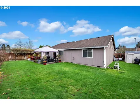620 NW 18th Street Battle Ground WA 98604