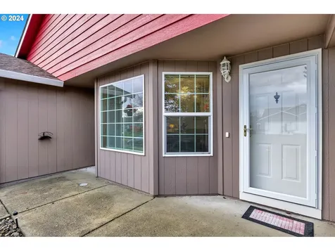 620 NW 18th Street Battle Ground WA 98604