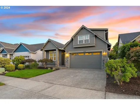 582 Tukwila Drive Woodburn OR 97071