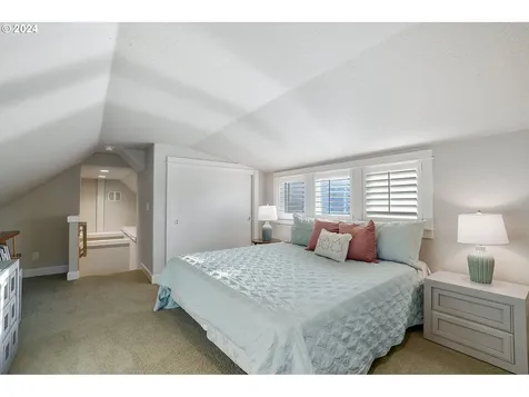582 Tukwila Drive Woodburn OR 97071