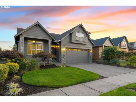 582 Tukwila Drive Woodburn OR 97071
