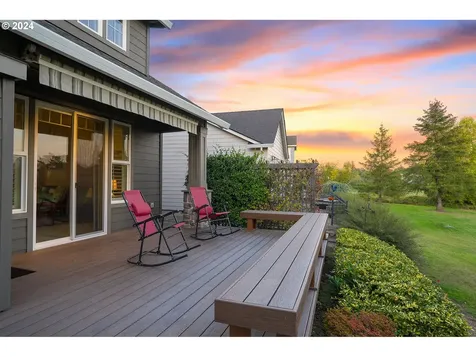 582 Tukwila Drive Woodburn OR 97071