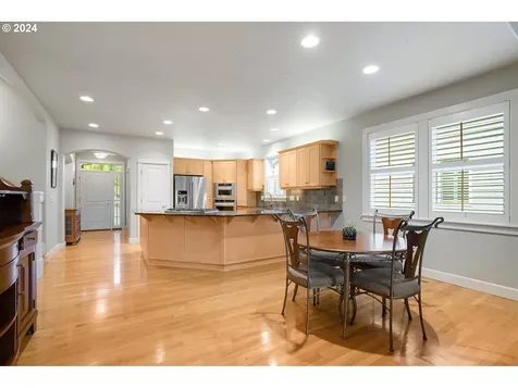 582 Tukwila Drive Woodburn OR 97071