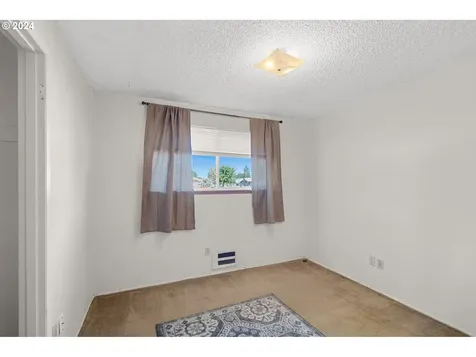 7813 Ne 122nd Avenue Vancouver WA 98682