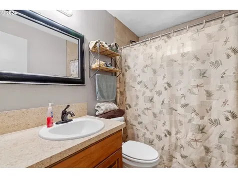 7813 Ne 122nd Avenue Vancouver WA 98682
