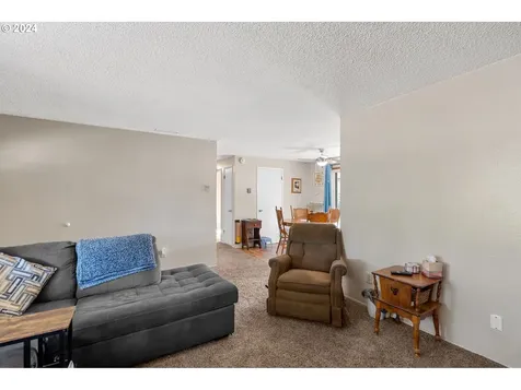 7813 Ne 122nd Avenue Vancouver WA 98682
