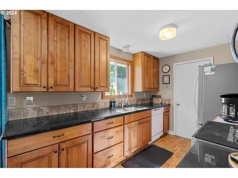 7813 Ne 122nd Avenue Vancouver WA 98682