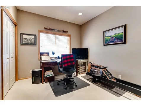 999 Old Orchard Lane Springfield OR 97477