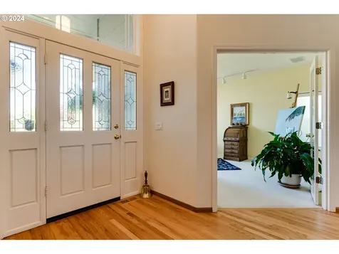 999 Old Orchard Lane Springfield OR 97477