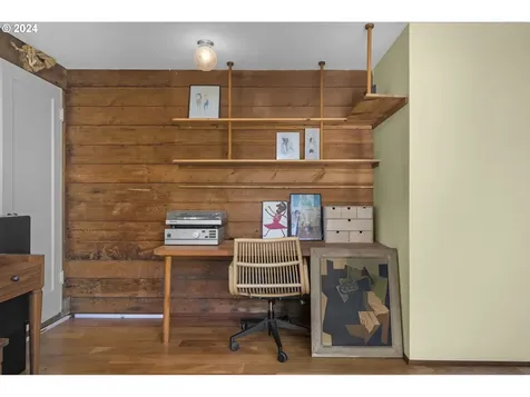 30 Ne Morgan Street Portland OR 97211