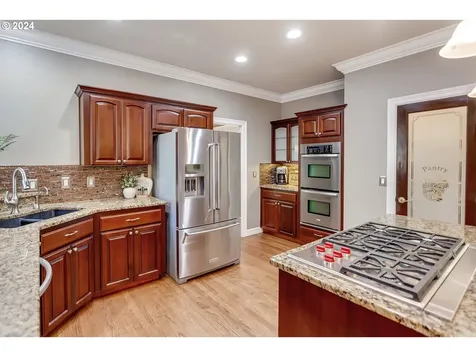 2370 NW 141st Place Portland OR 97229