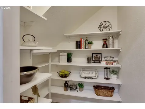 2370 NW 141st Place Portland OR 97229