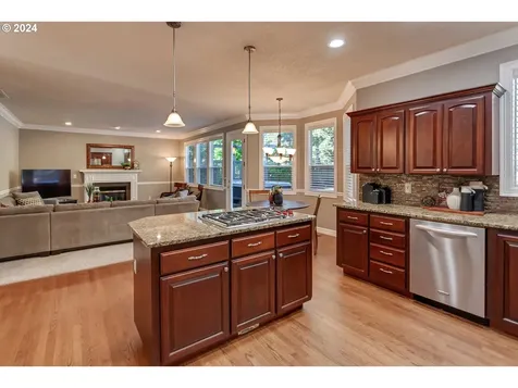 2370 NW 141st Place Portland OR 97229
