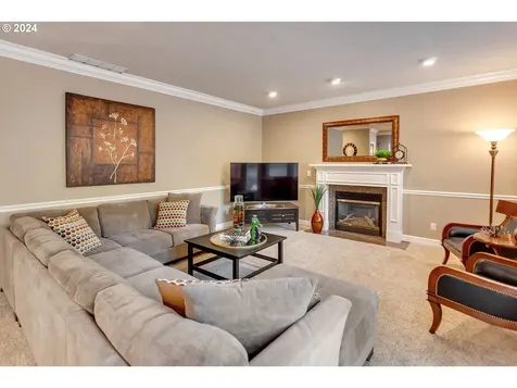2370 NW 141st Place Portland OR 97229