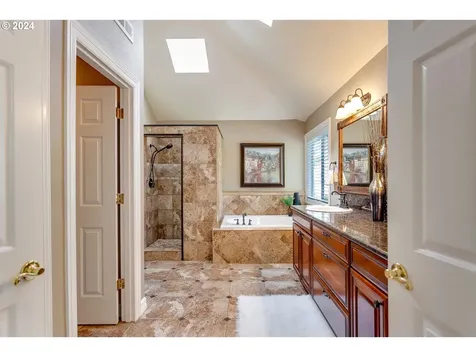 2370 NW 141st Place Portland OR 97229