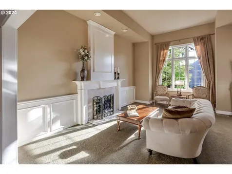 2370 NW 141st Place Portland OR 97229