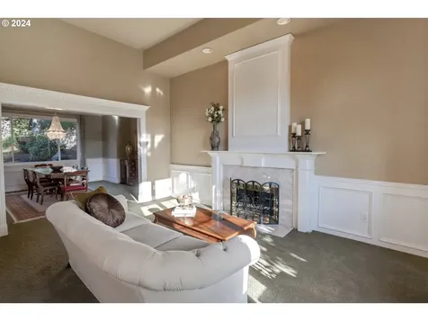 2370 NW 141st Place Portland OR 97229