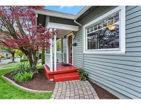 34 Se 71st Avenue Portland OR 97215