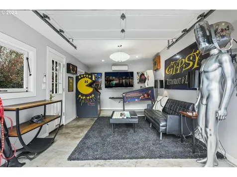 34 Se 71st Avenue Portland OR 97215
