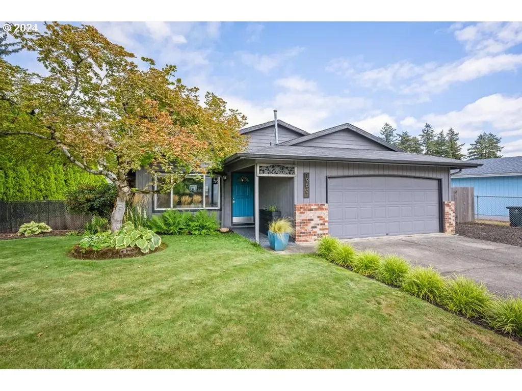 19637 Ne Holladay Street Portland OR 97230