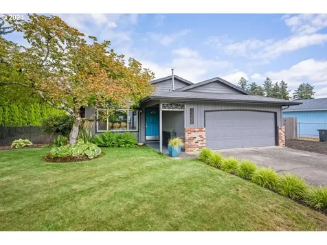 19637 Ne Holladay Street Portland OR 97230