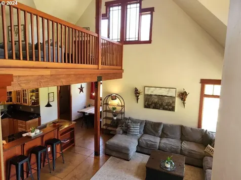 71828 London Weyerhaeuser Road Cottage Grove OR 97424
