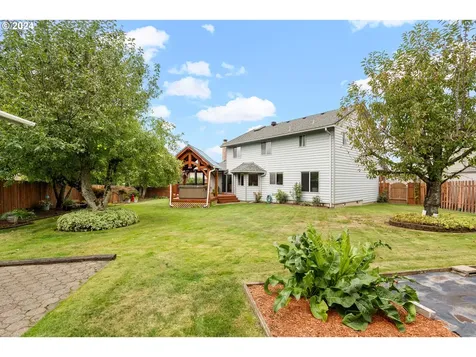 1646 Sw 26th Court Gresham OR 97080