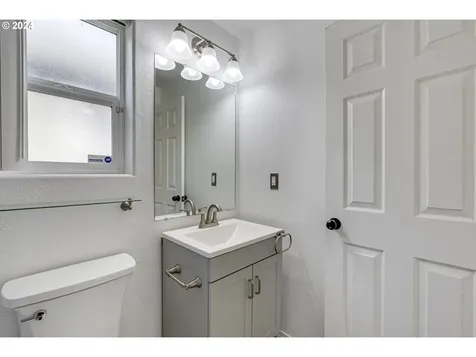20695 SW Mabel Street Beaverton OR 97006